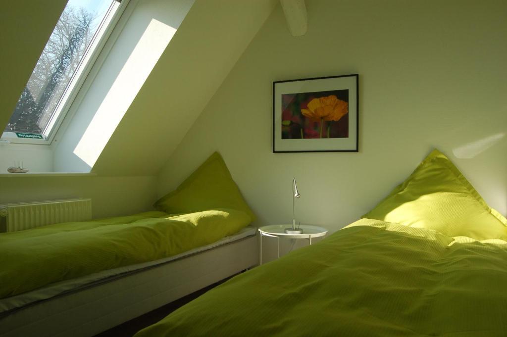 Fjordvejen Apartments กรอสตีน ห้อง รูปภาพ